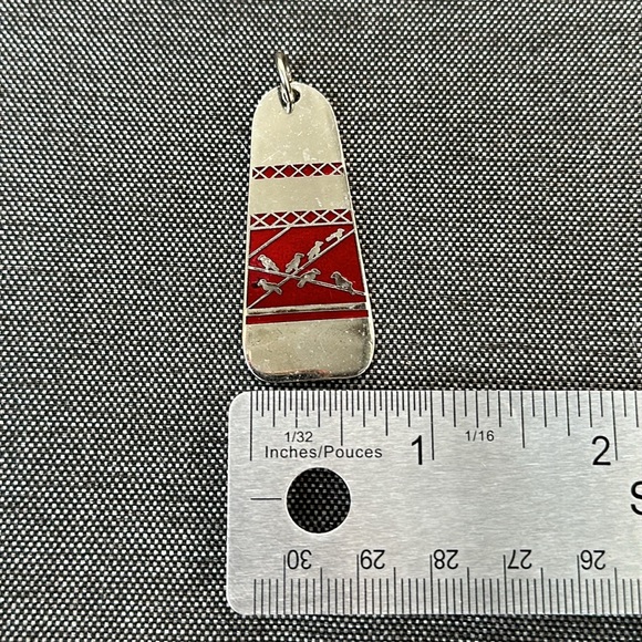 β€οΈVintage Signed Pendant - 7 Birds Silver & Red With Signature - Picture 8 of 8